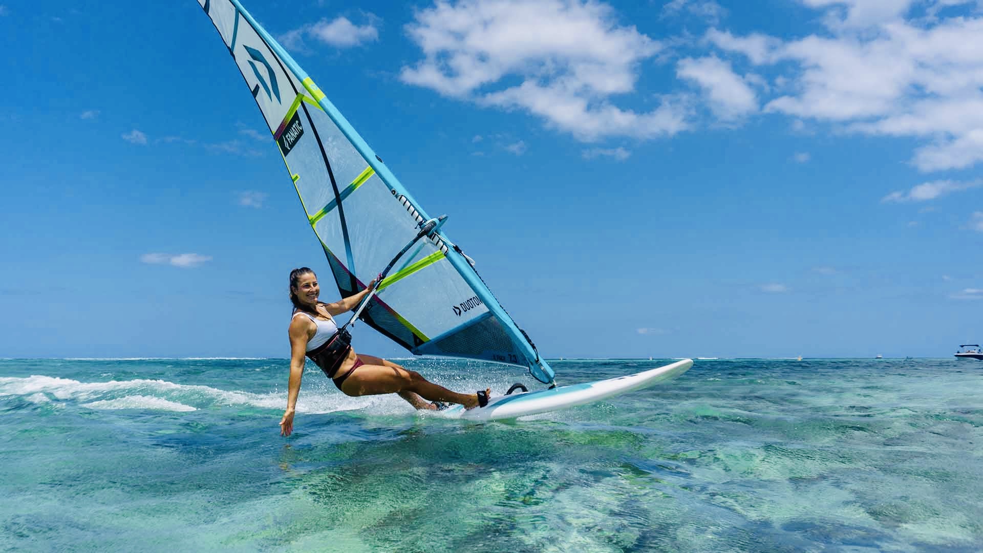 Windsurf gear rental Koh Samui — boards, sails and rigs at Koh Samui Beach